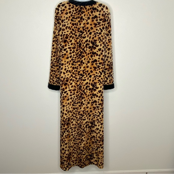 Charter Club Intimates Leopard Print Zip Front Robe - Picture 2 of 13